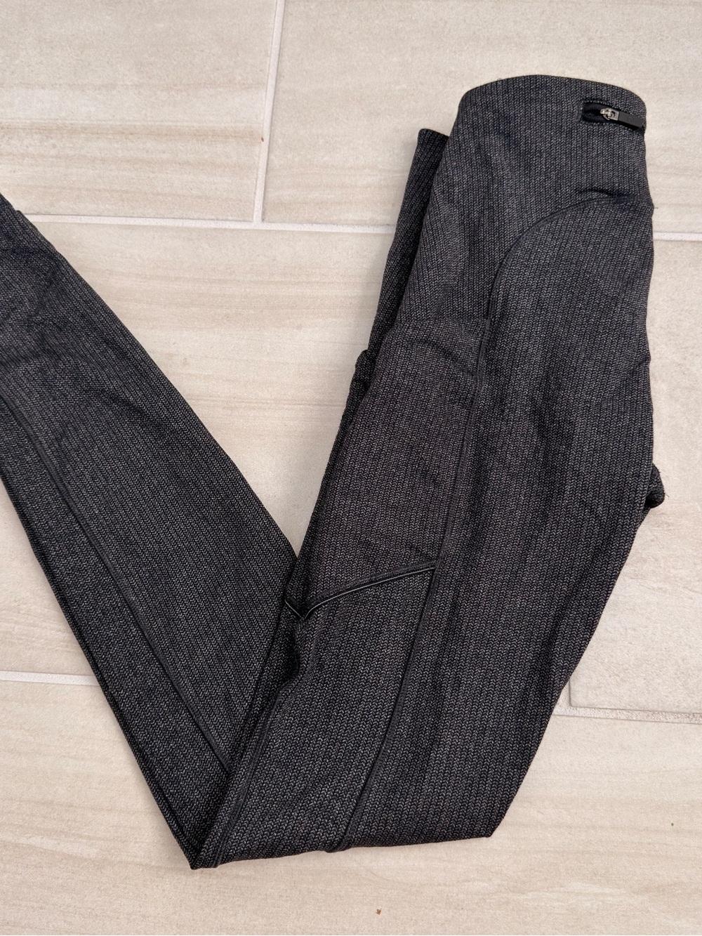 lululemon athletica Black Heathered‎ Leggings
